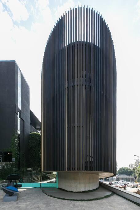 Lux 2bed 20mb Wifi On Keyes Artmile 2km 2 Gautrain *