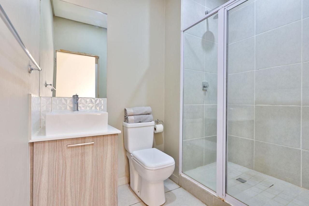 The Golden Getaway One Bed Apt. Apartment