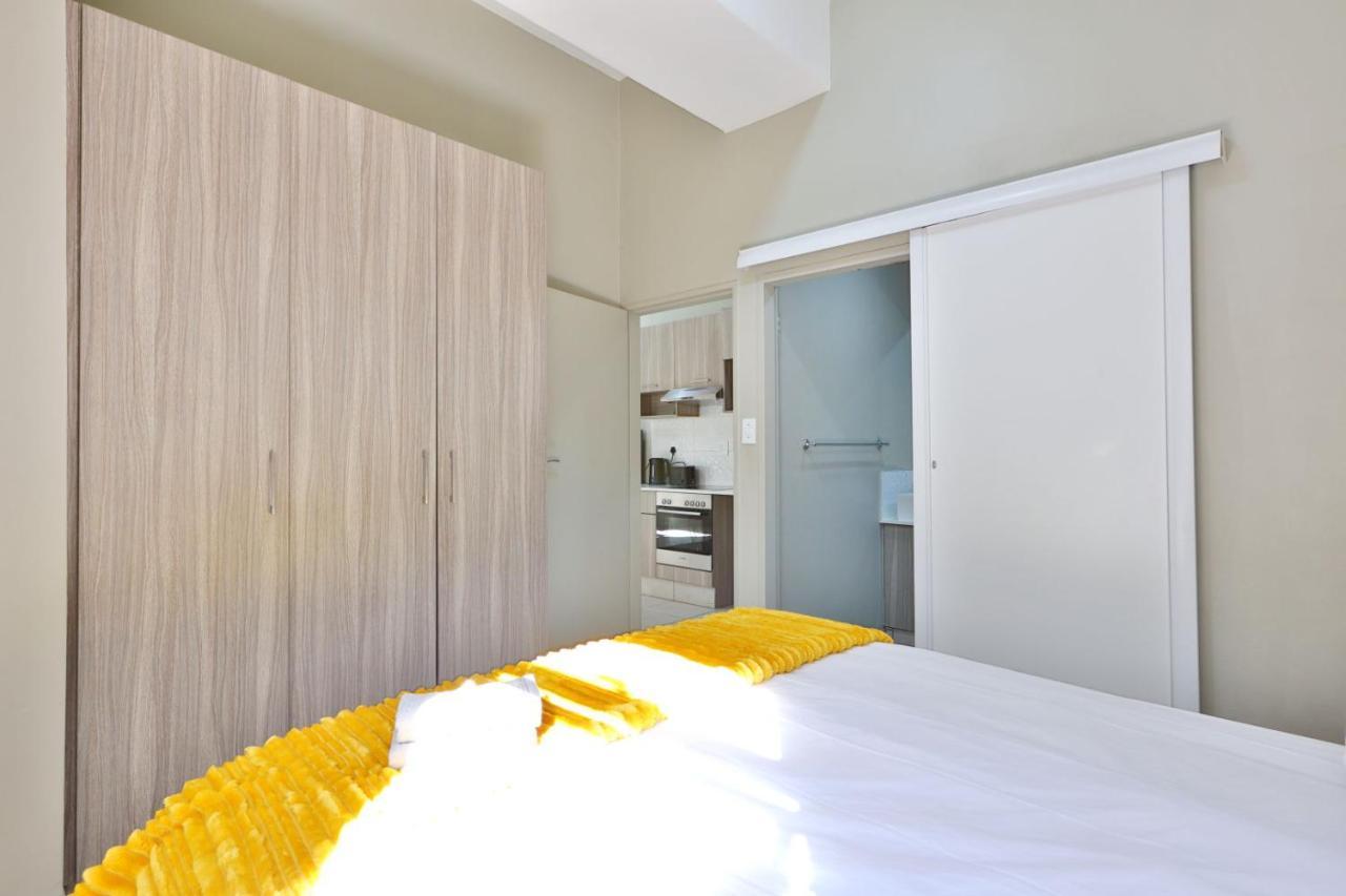 Apartment The Golden Getaway One Bed Apt. *