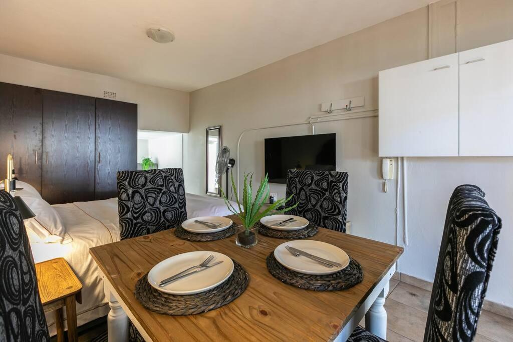 Holiday home Greenside Entire Place 48mb Wi-fi Johannesburg