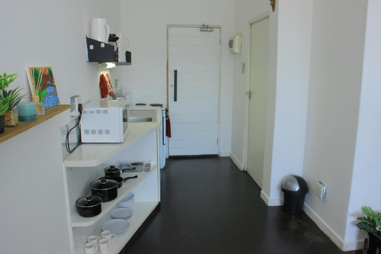 In 12 Decades - 605 Apartment