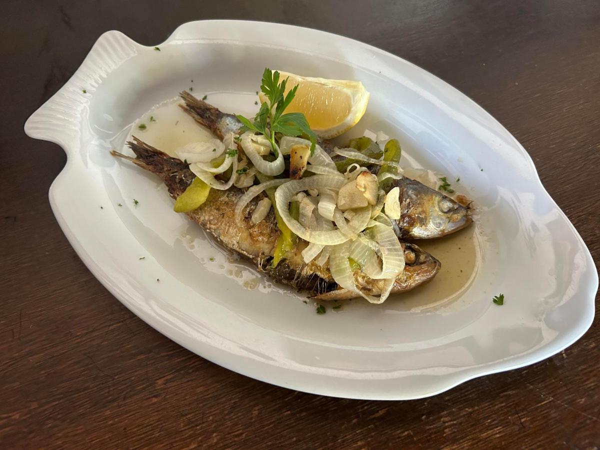 Cardoso Kitchen Bar & Lodge Johannesburg
