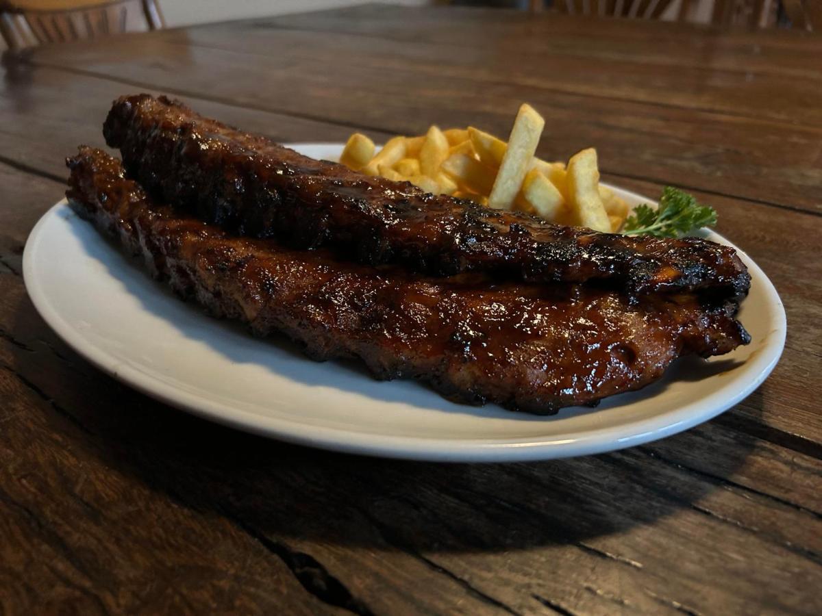 Lodge Cardoso Kitchen Bar & Johannesburg