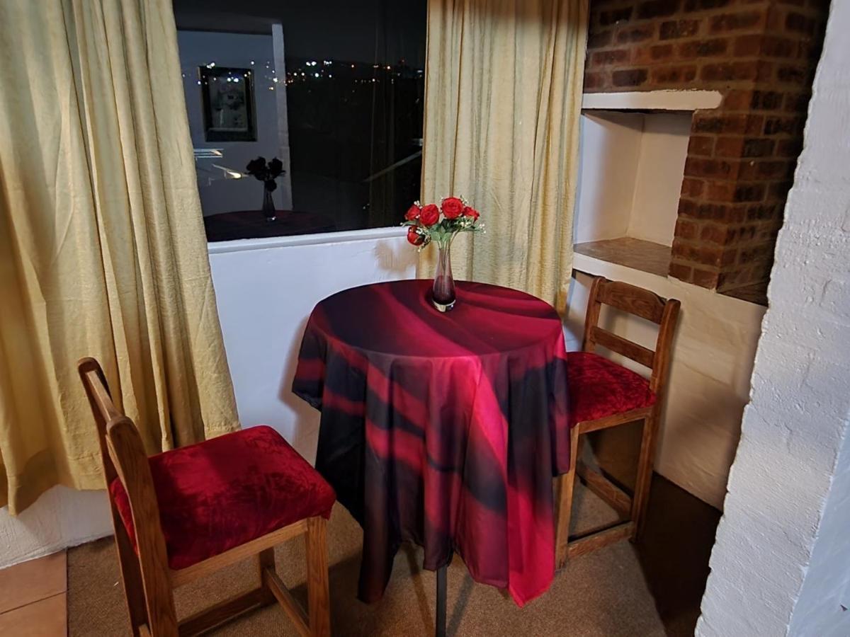 The Rose 47 4th Street Albertskroon Apartamento Joanesburgo