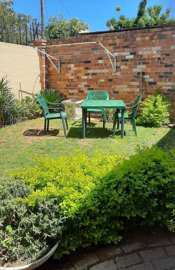 Apartment The Rose 47 4th Street Albertskroon Johannesburg