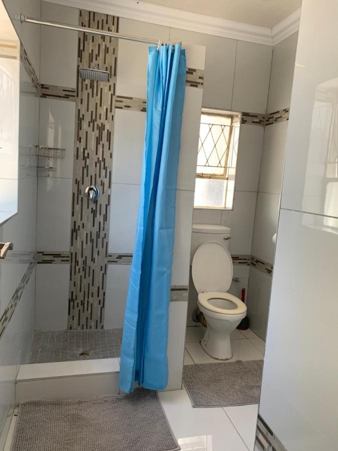 Semeni Asante Johannesburg