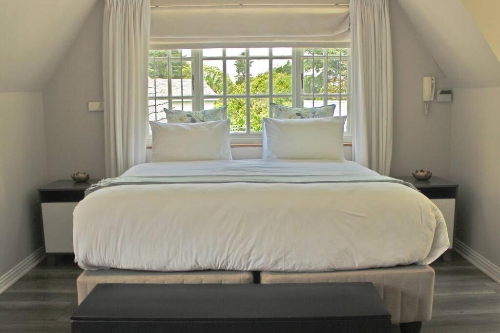 Villa Luxury Standalone 5 Beds For The Whole Crew.