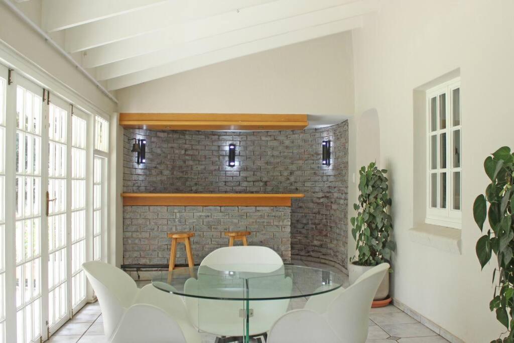Luxury Standalone 5 Beds For The Whole Crew. Villa *