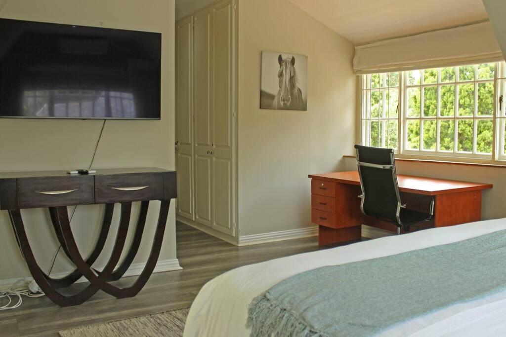 Luxury Standalone 5 Beds For The Whole Crew. Villa *