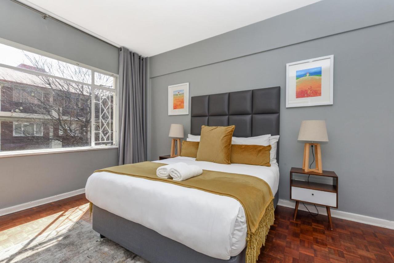 Apartment Grenville Gardens *