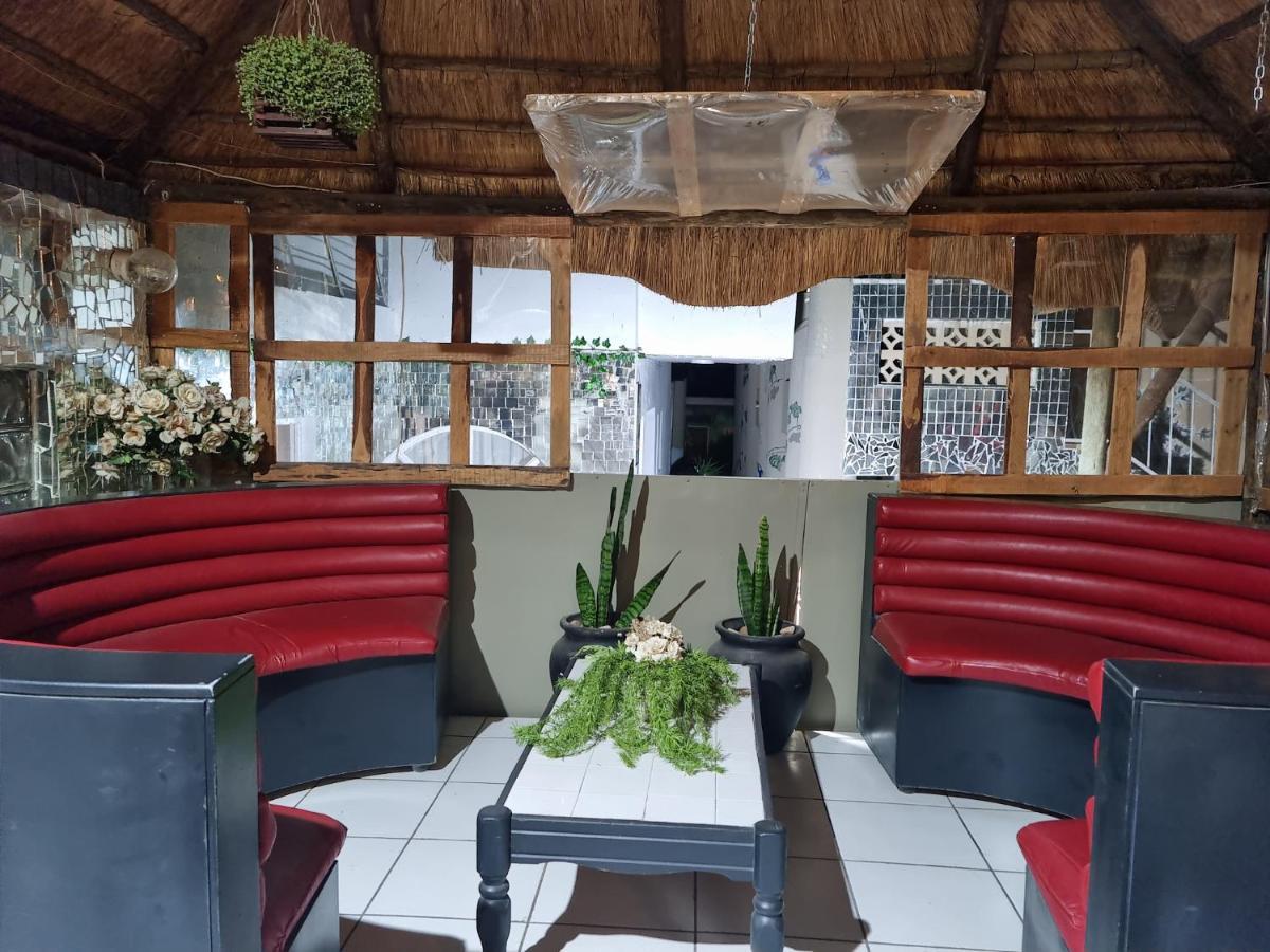 Hostel Bonga's Backpackers