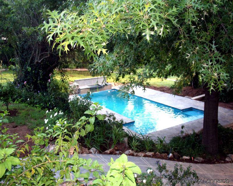 Sandton Rivonia Lodge Johannesburg