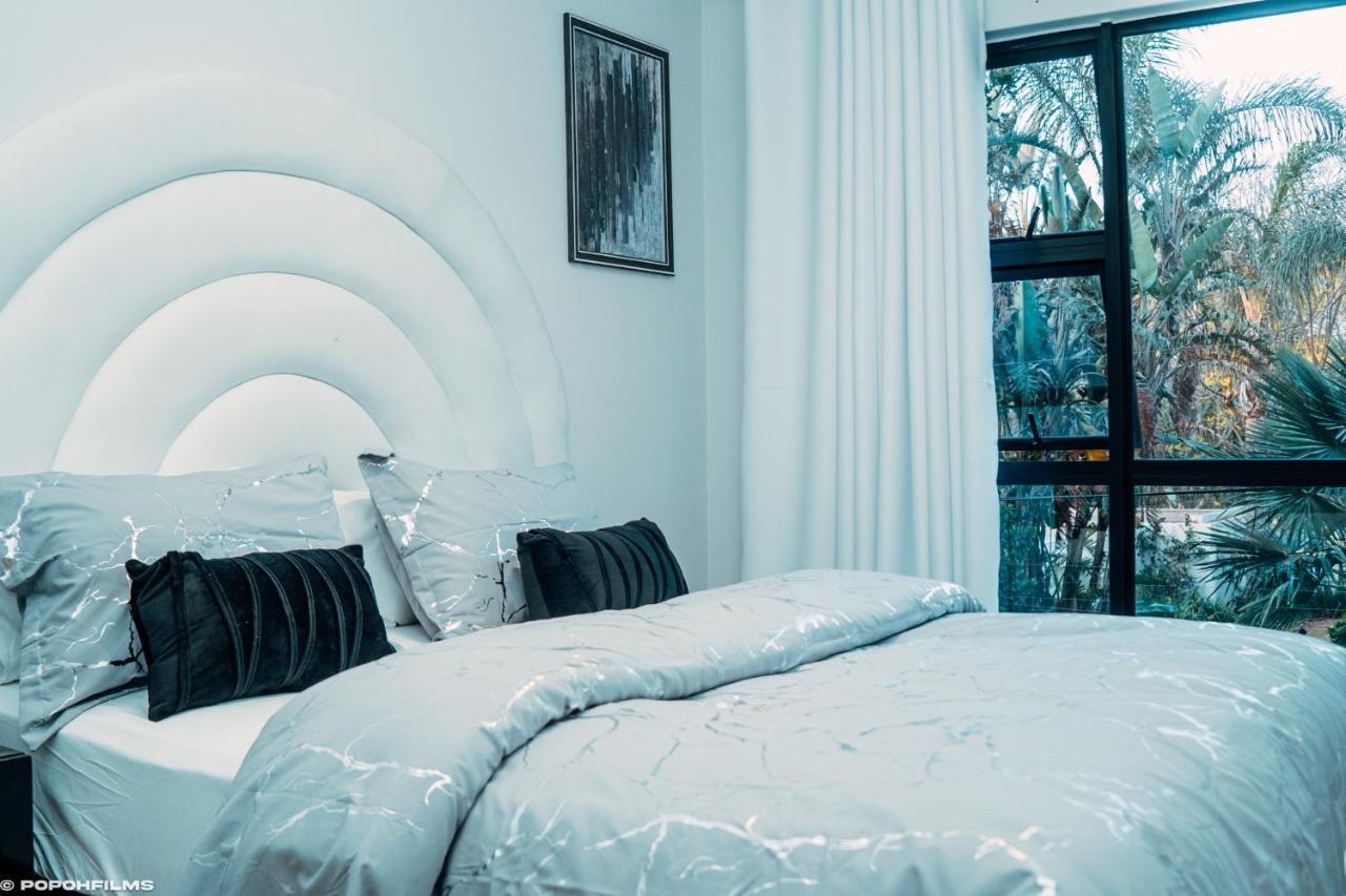 Casa De Amor- * Johannesburg