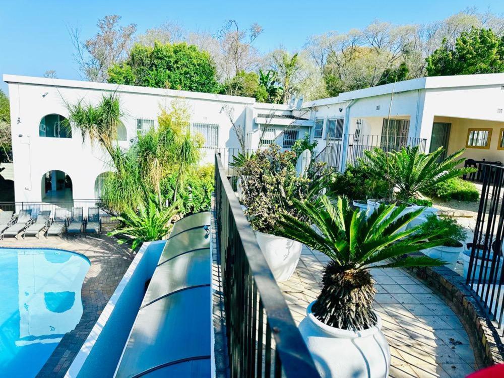 C And C Vibes Jhb Ferndale Guest house Johannesburg