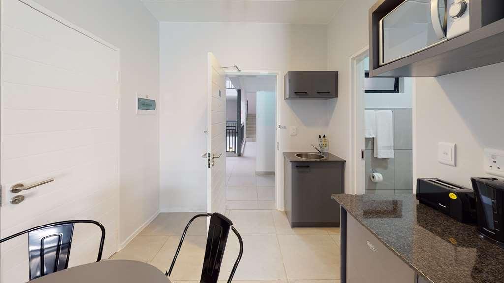 Mint Express Melrose View * Johannesburg