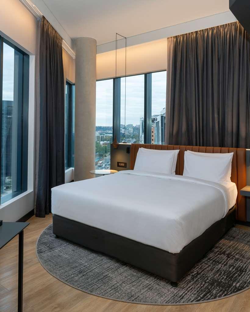 Radisson Red Rosebank Hotel Johannesburg