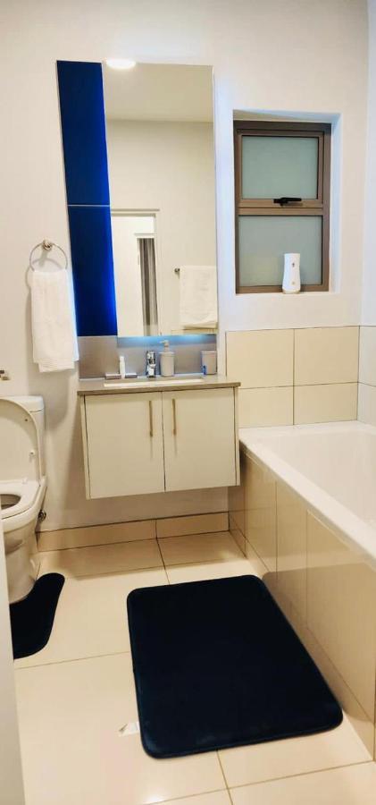 Rosebank Comfort Apartment Johannesburg