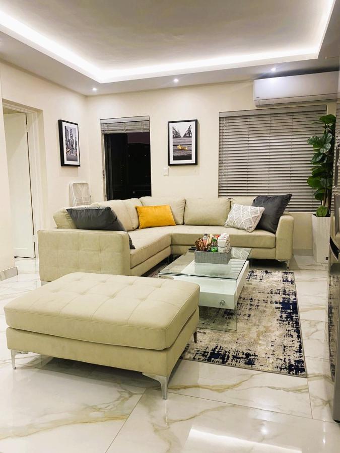 Apartment Westpoint Exclusive With Power Back Up Johannesburg