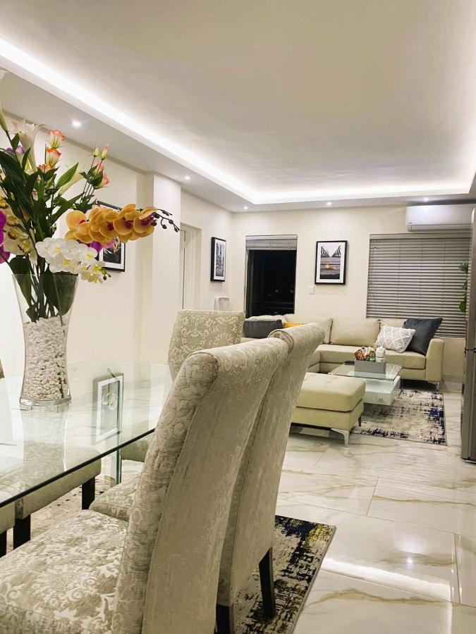 Westpoint Exclusive With Power Back Up Apartment *