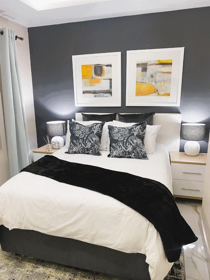 Apartamento Westpoint Exclusive With Power Back Up