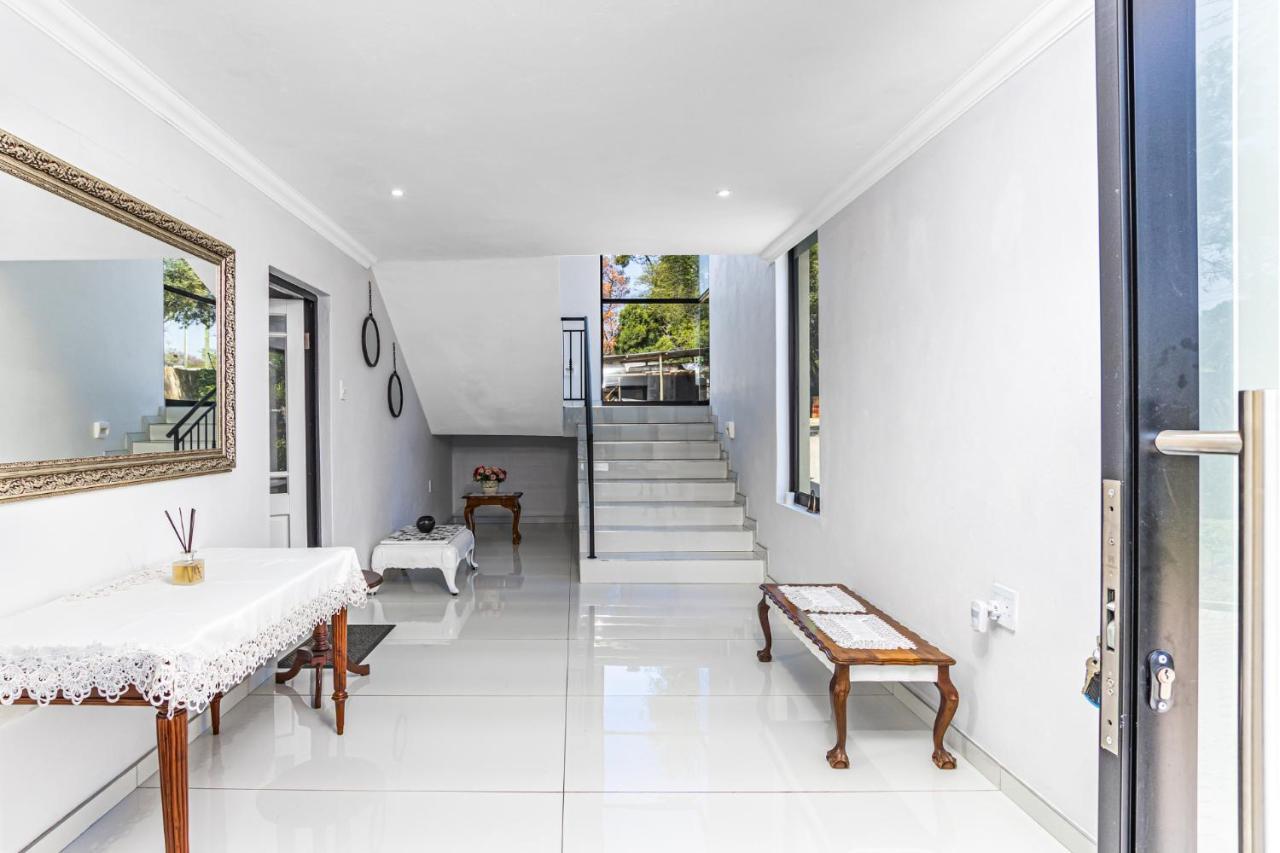 Kwamagogo Villa, Chartwell