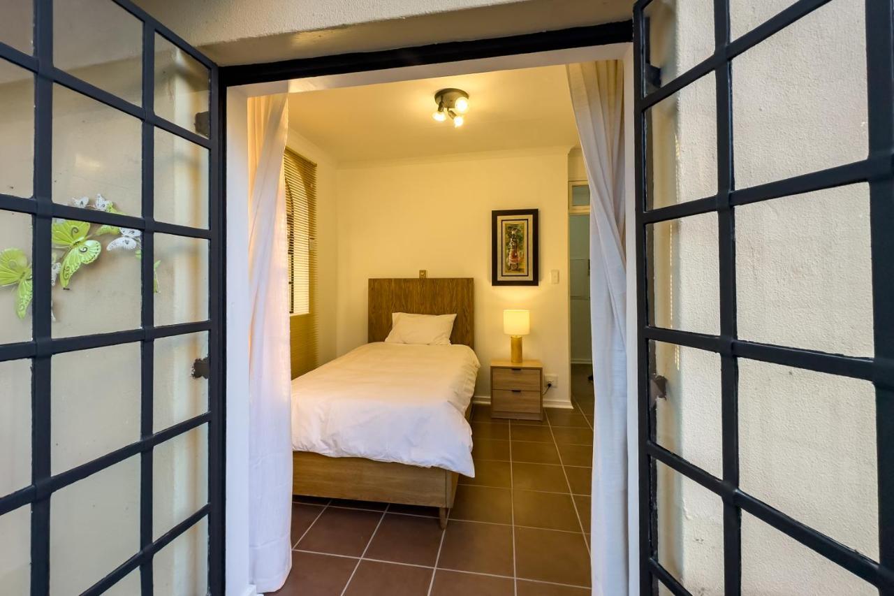 Riverside House With Indoor Pool Johannesburg