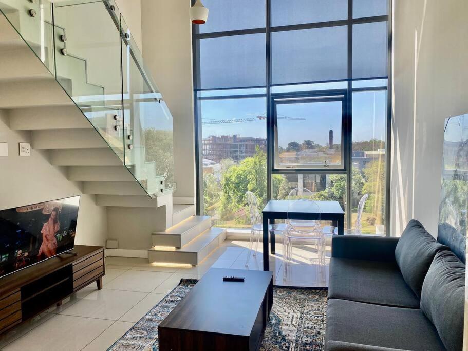 Rosebank/sandton Loft Johannesburg
