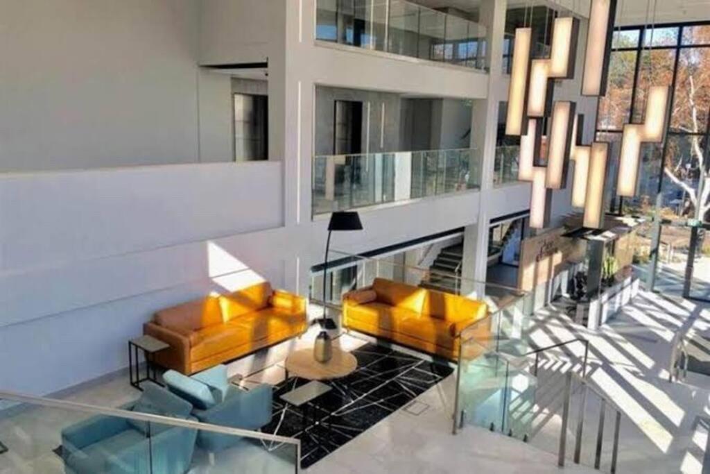 Apartment Rosebank/sandton Loft *
