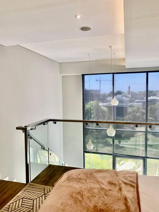 Rosebank/sandton Loft Apartment *