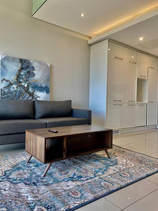 Rosebank/sandton Loft *
