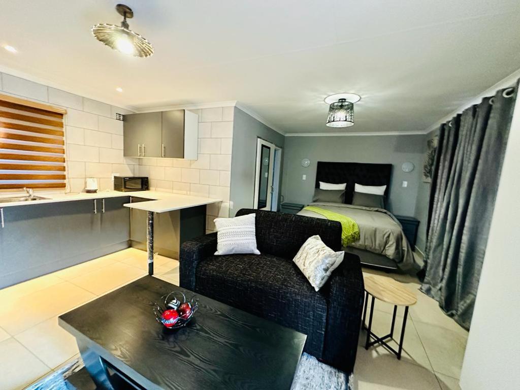 Apartment 6 The Curve Unit 12 Johannesburg