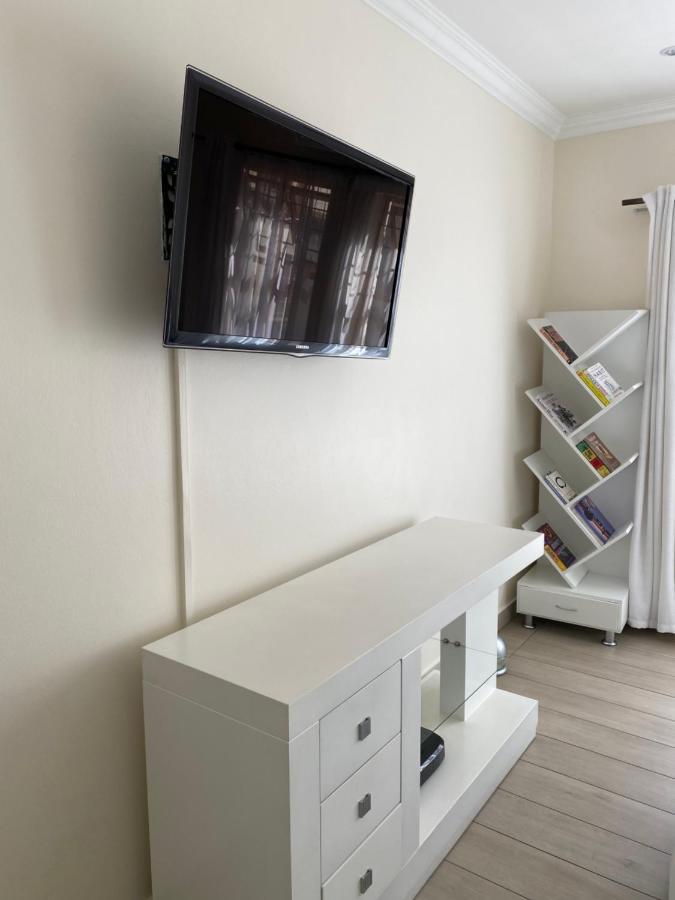Modern Serene 3 Bedroom *