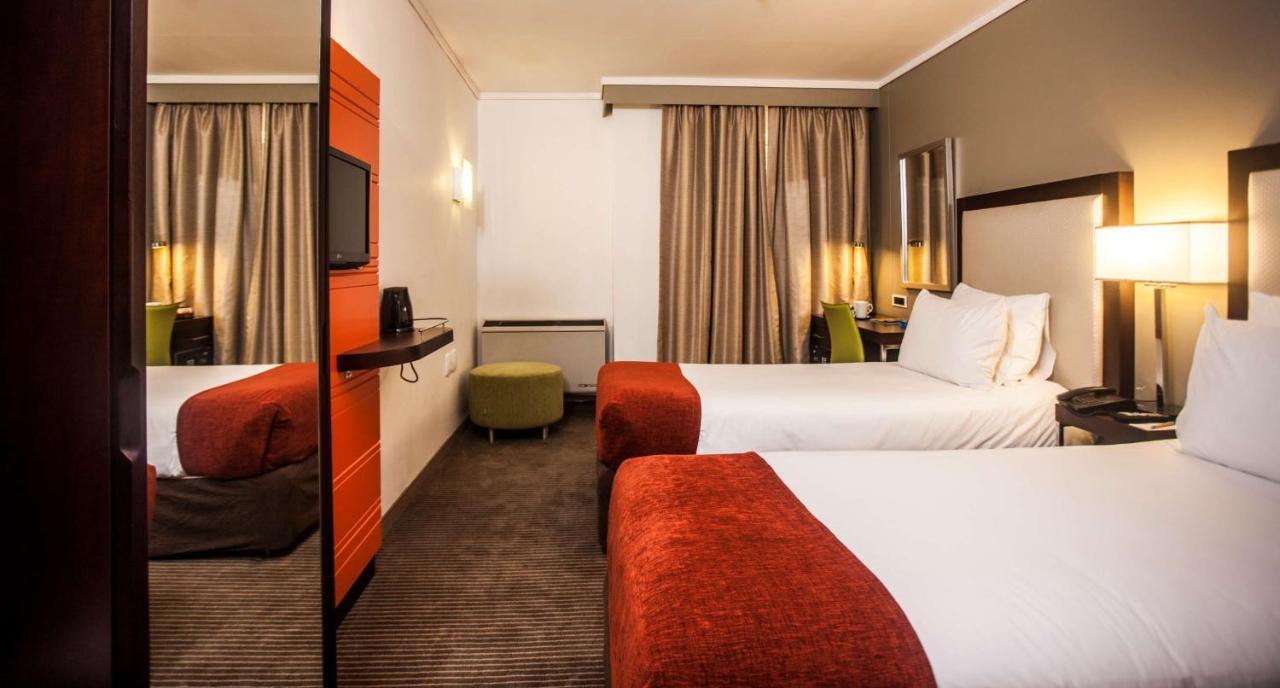 Hotel Stayeasy Eastgate 3*