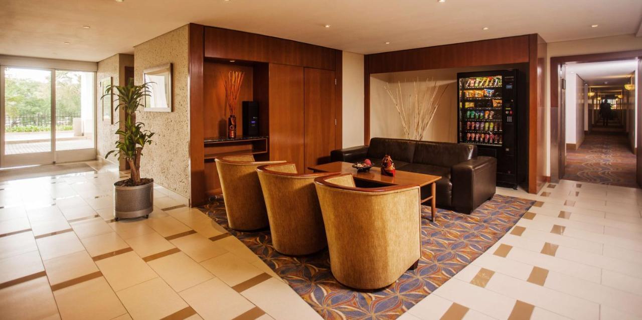 Stayeasy Eastgate 3* Joanesburgo