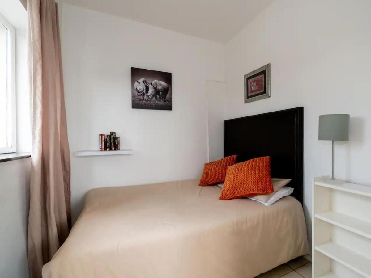 Lovely 3 Bedroom Unit Sandton