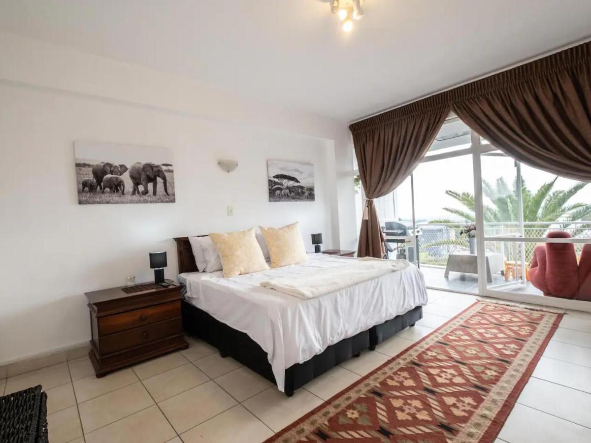Apartment Lovely 3 Bedroom Unit Sandton
