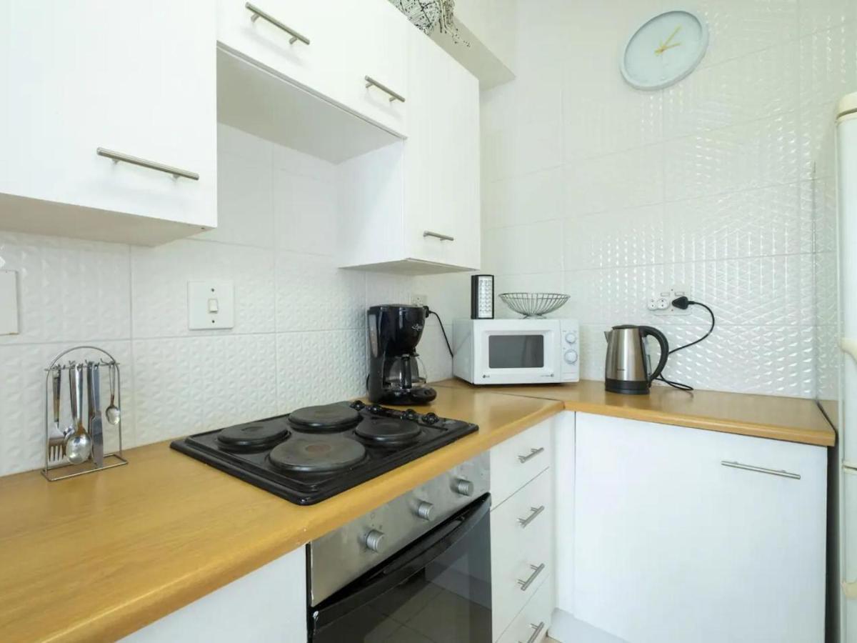 Lovely 3 Bedroom Unit Sandton