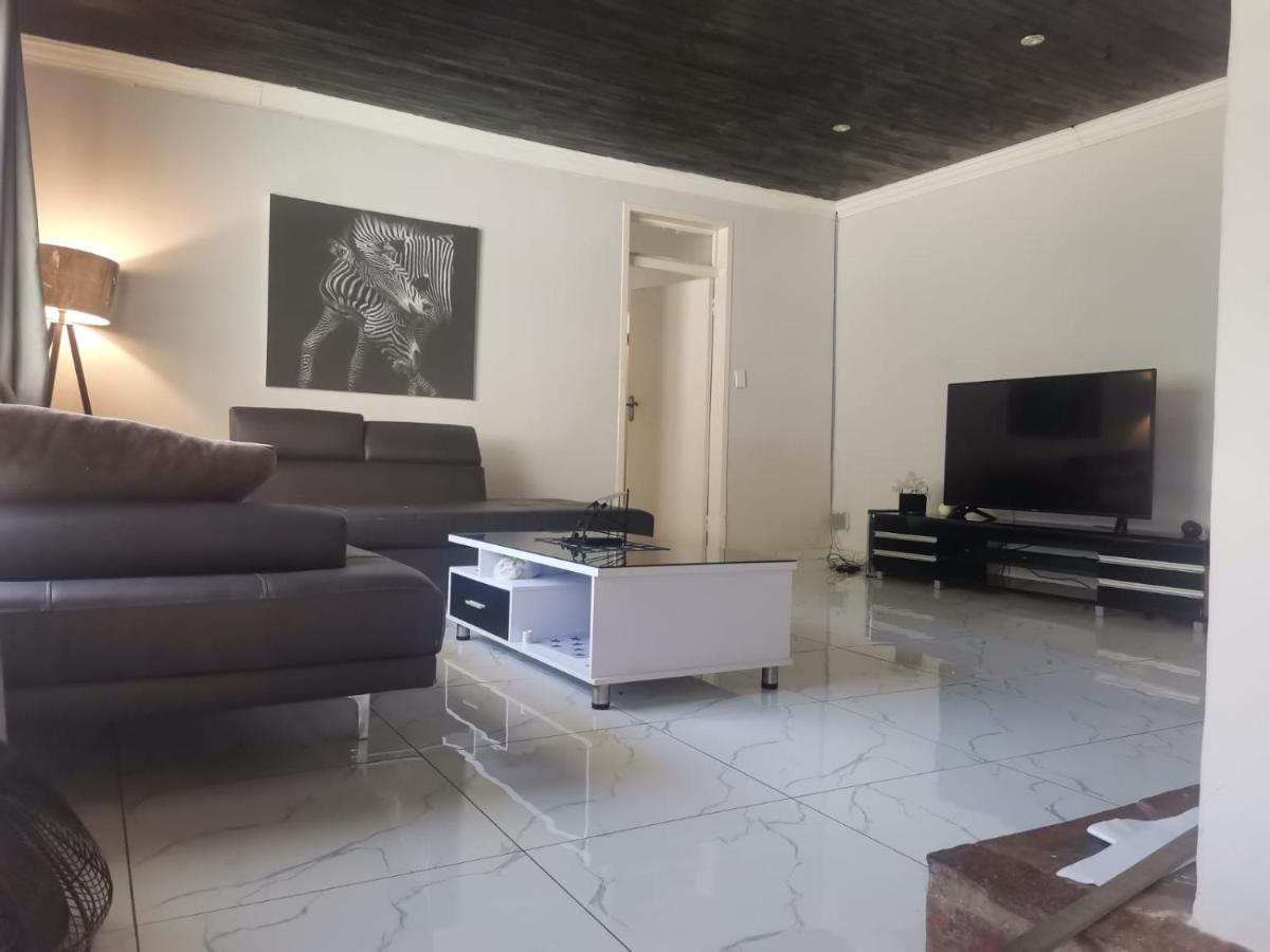 Ultra House Holiday home