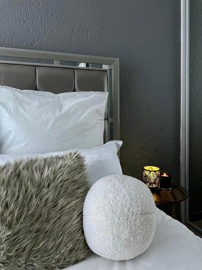 Apartment Feels Like Home, Sandton