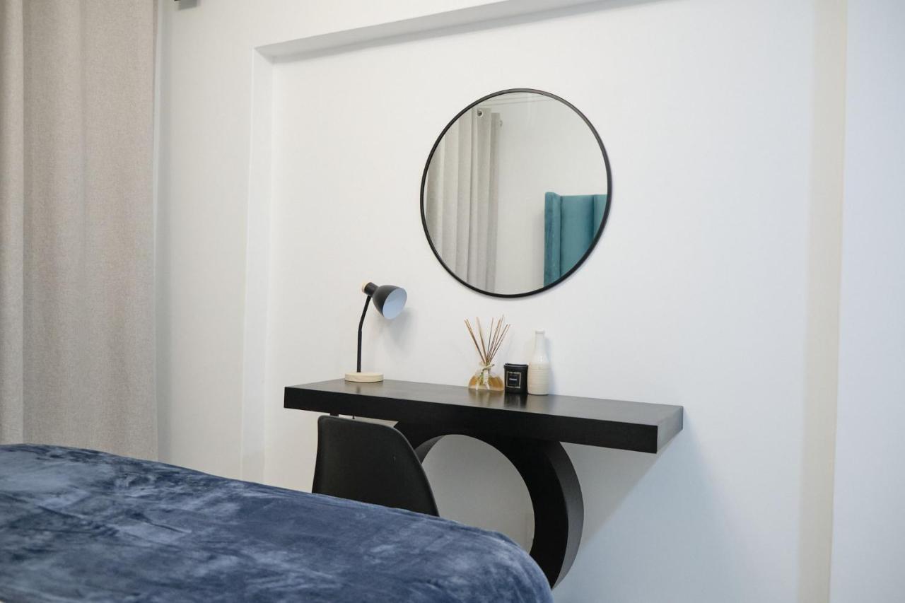 Apartment Medon Luxury With Power Back Up Bryanston Sandton Johannesburg
