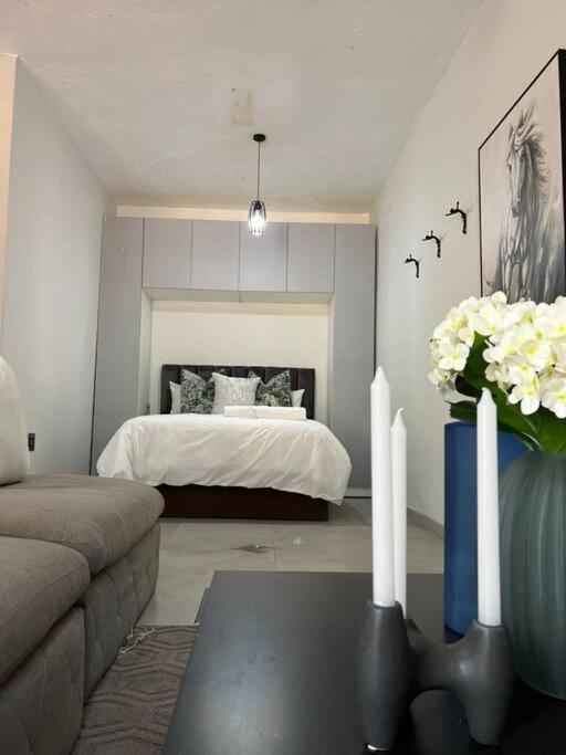 Apartment Cosy 5min To Sandton 8