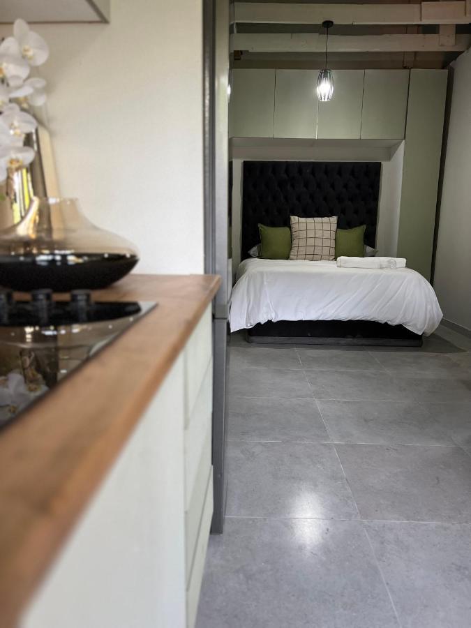 Apartment Luxury Walk To Melrose Arch 10 Johannesburg