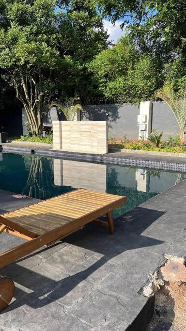 Apartment Luxury Walk To Melrose Arch 10 *