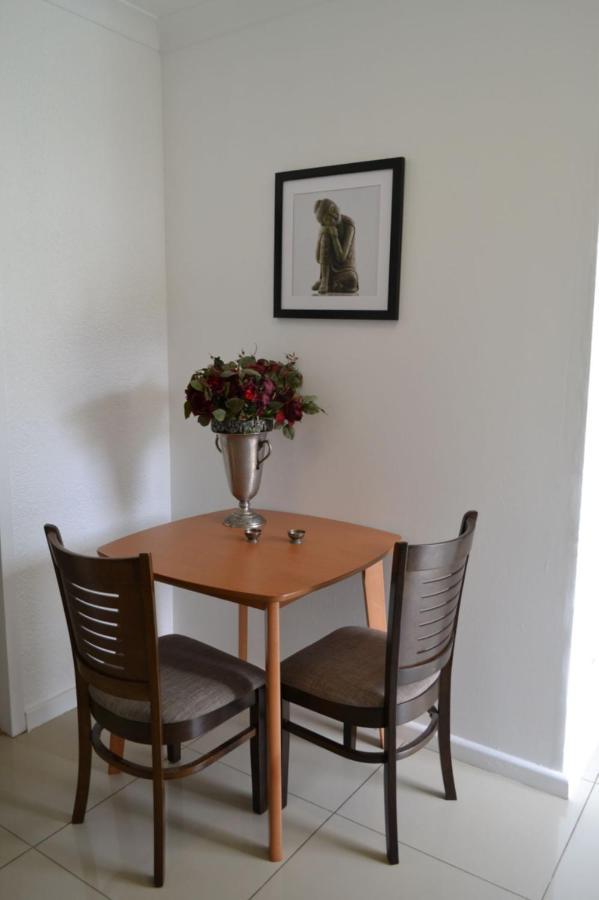 Bryanston Elgin - 5 Apartment *