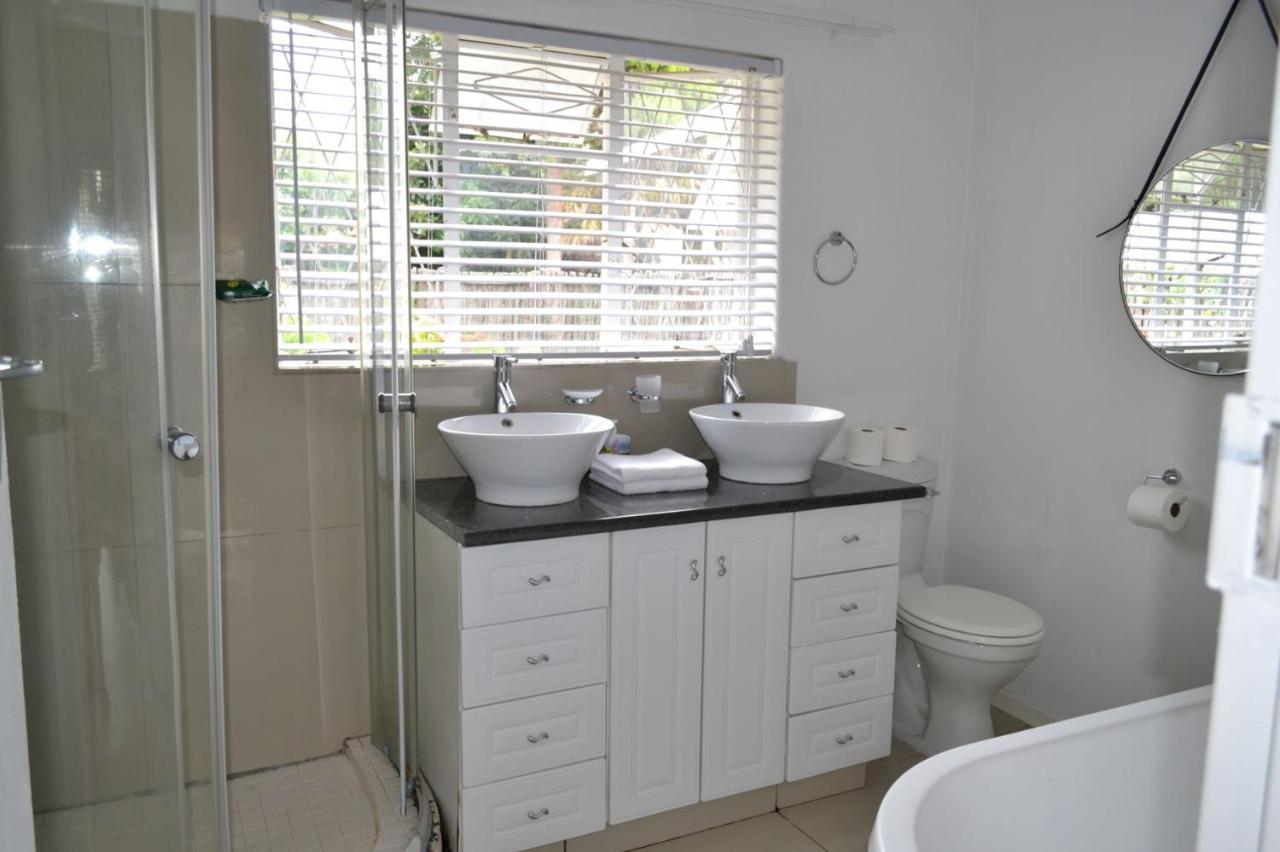 Bryanston Elgin - 3 Apartment *