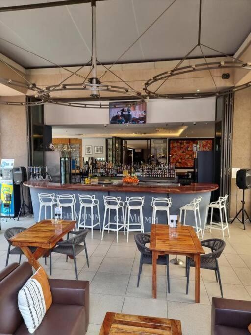 Sandton Skye - Luxury