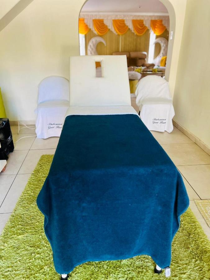 Nhà khách Sbukosezwe Johannesburg