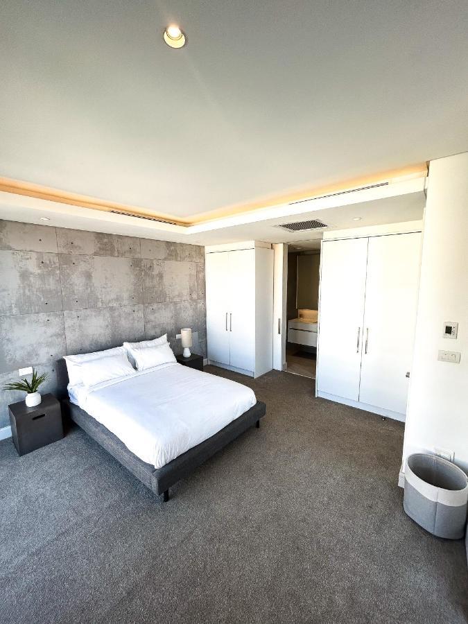 Modern Day Homes 3 *