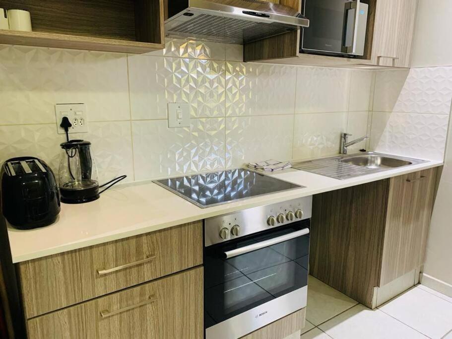 Apartment 1 Bedroom Unit Fully Furnished With Back Up Generator