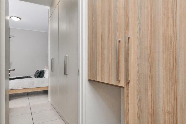 Apartment Sunrise Rivonia One Bed *